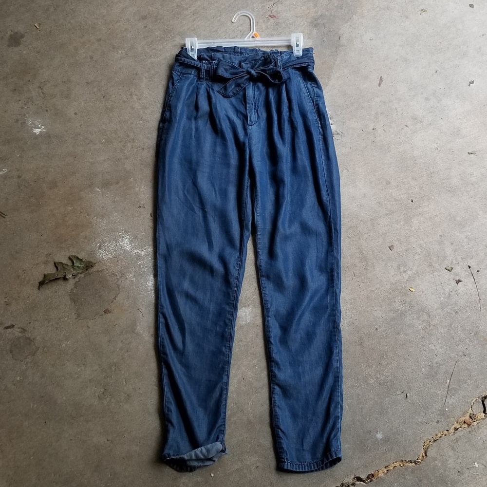 High-waisted, front tie pants